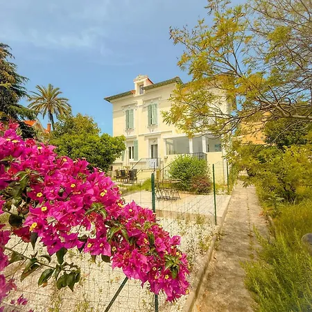 Le Margot By Apirent #airconditioning #wifi #balcon *