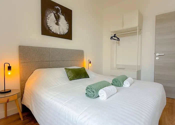 Le Margot By Apirent #climatisation #wifi #balcon アパート *