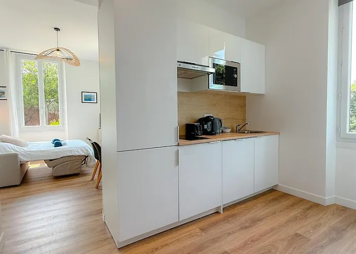 アパート Le Margot By Apirent #climatisation #wifi #balcon カンヌ