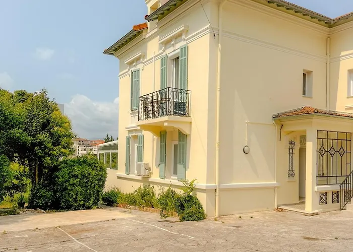 Le Margot By Apirent #climatisation #wifi #balcon アパート *