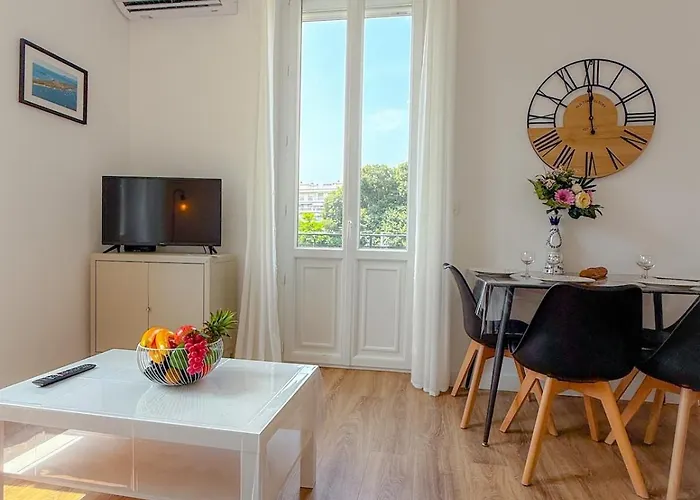 Le Margot By Apirent #climatisation #wifi #balcon * カンヌ