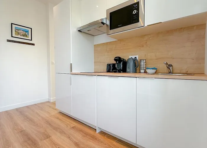 Le Margot By Apirent #climatisation #wifi #balcon アパート *