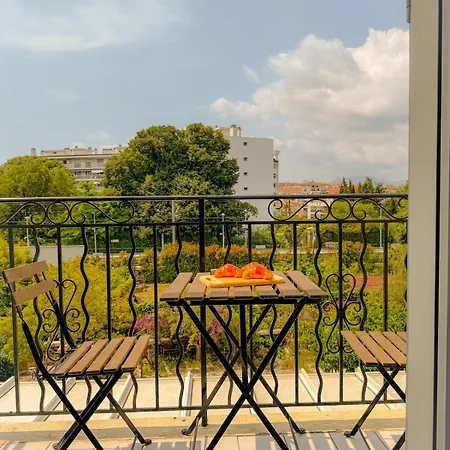 Le Margot By Apirent #climatisation #wifi #balcon شقة